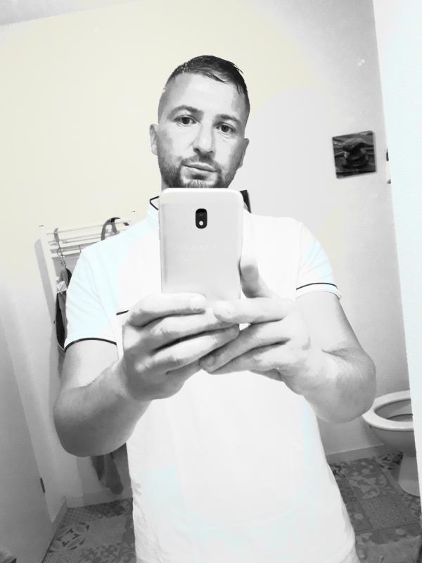 Lagentg 41 ans Mérignac