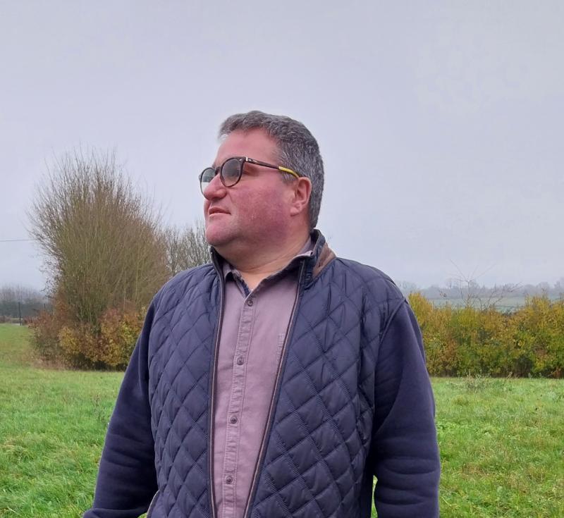 Sébastien 44 ans Échauffour