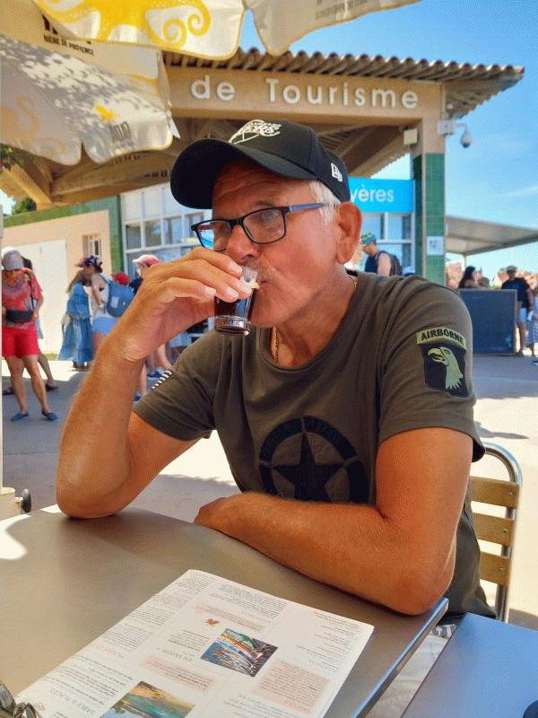 Georges  66 ans Montbéliard