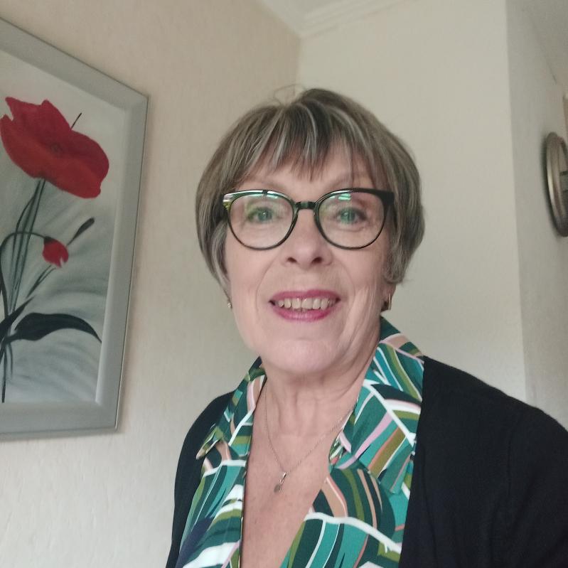 MICKAELLE  66 ans Fréjus