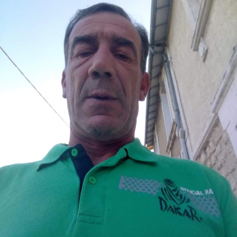 Xeno 57 ans Cressac Saint Genis