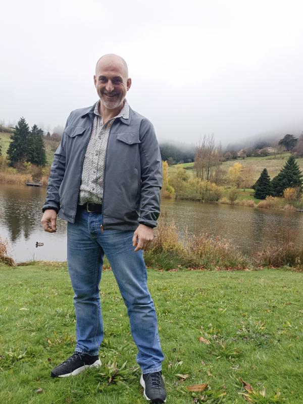 Lolo 51 ans Albigny sur Saône