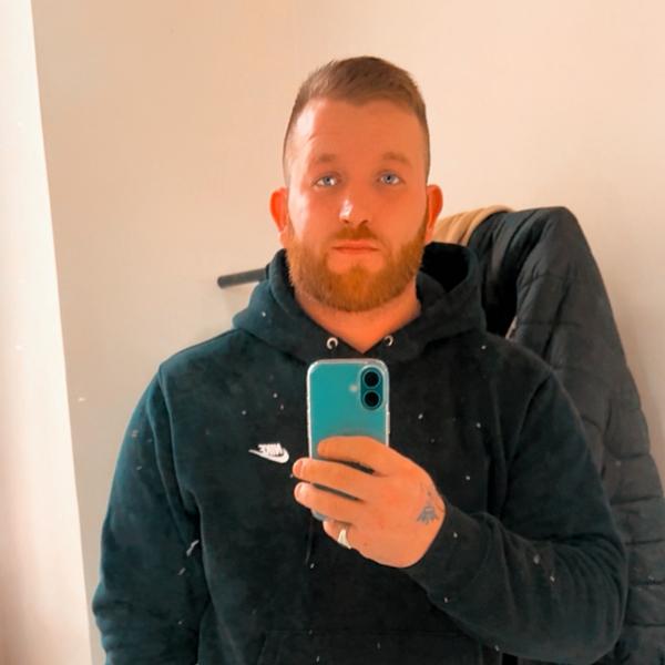 quentin 27 ans Beauvais