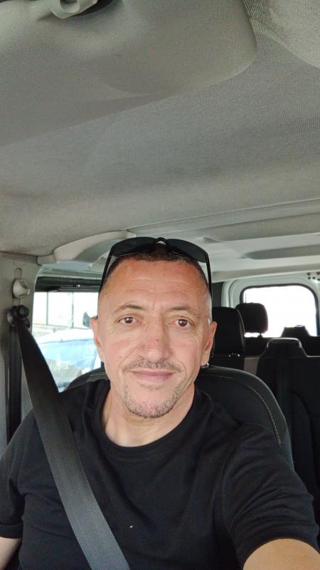 Nabil  47 ans marseille 4eme arrondisse