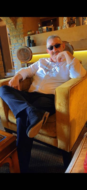 eric 61 ans Chalabre