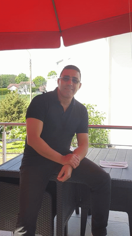 Yazid  57 ans Cosnes et Romain