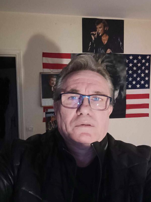 Pascal  61 ans Le Chesnay