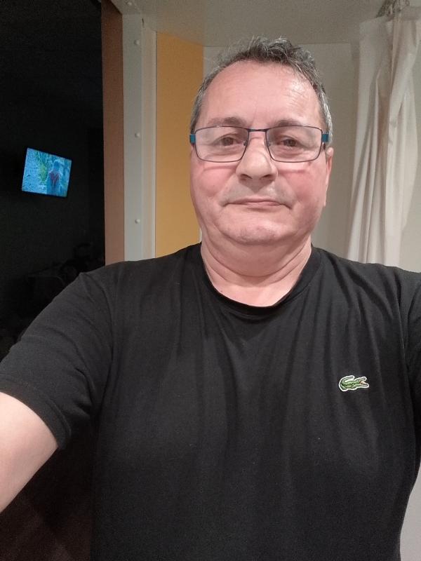 joaquim 57 ans Pantin