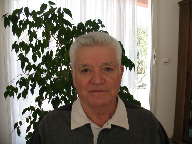 Ludovic 69 ans Aimargues