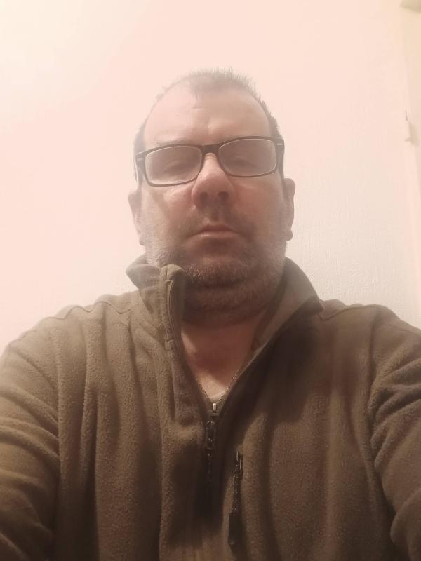 cedric1 52 ans Toulouse