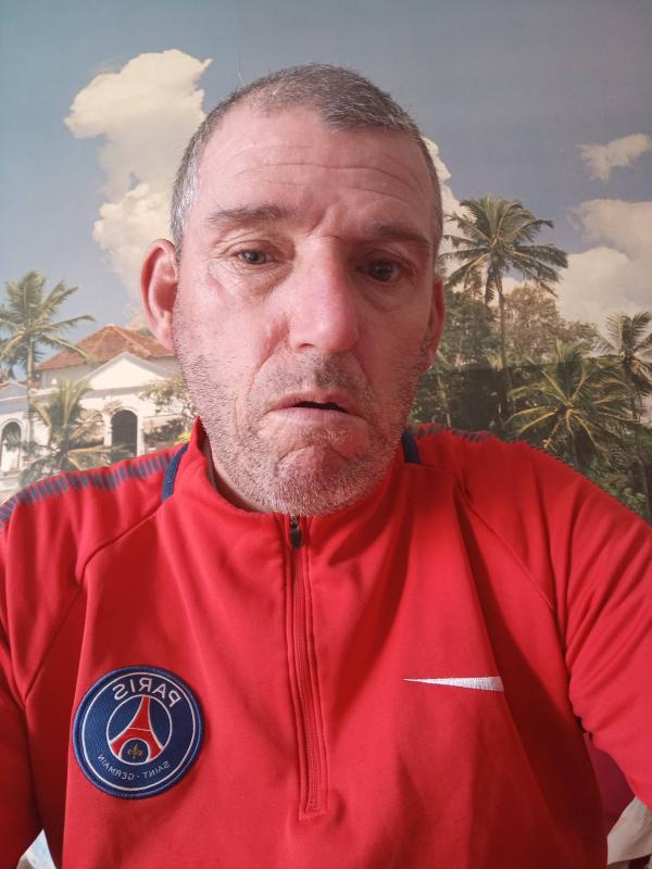 David 45 ans Lapalisse