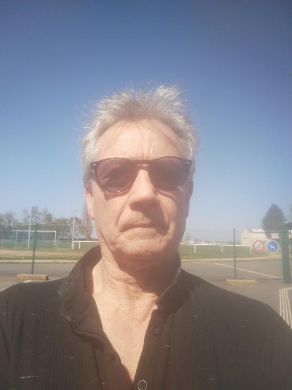 Joss 64 ans Plourin lès Morlaix