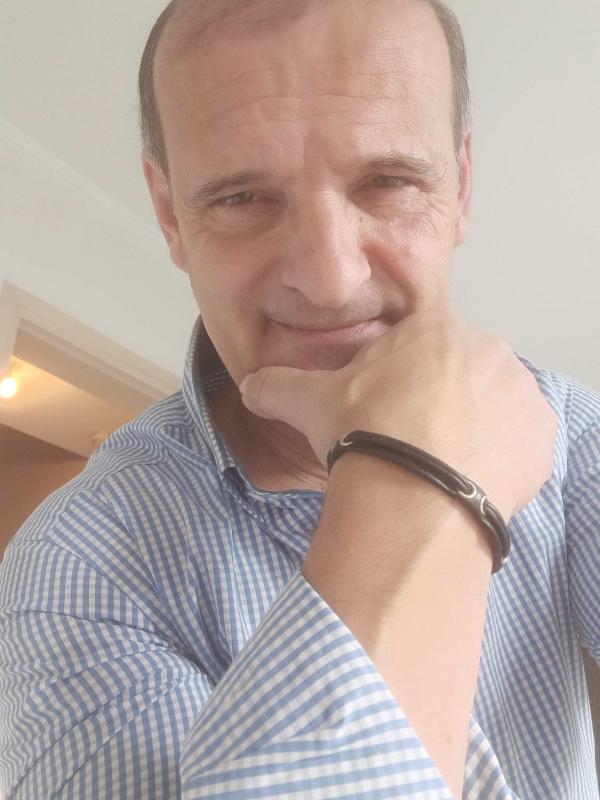 Gianni 53 ans Douai