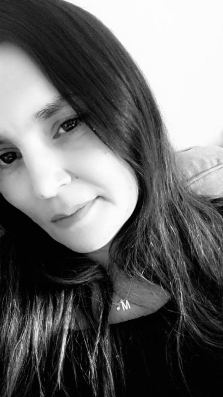 c3c3 42 ans Sainte Suzanne