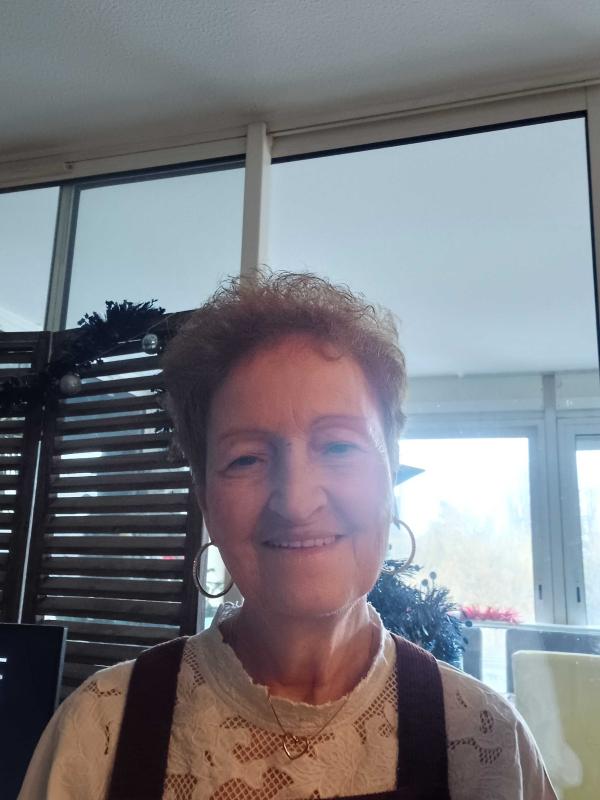 Jeannine  77 ans Narbonne