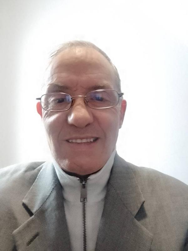 Gerard 61 ans Versailles