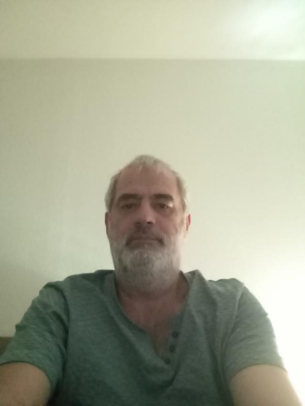 Stephane  51 ans Le Malzieu Ville