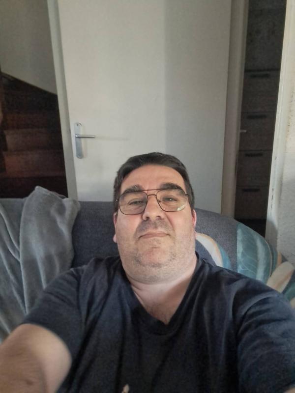 kirito 52 ans Lormont