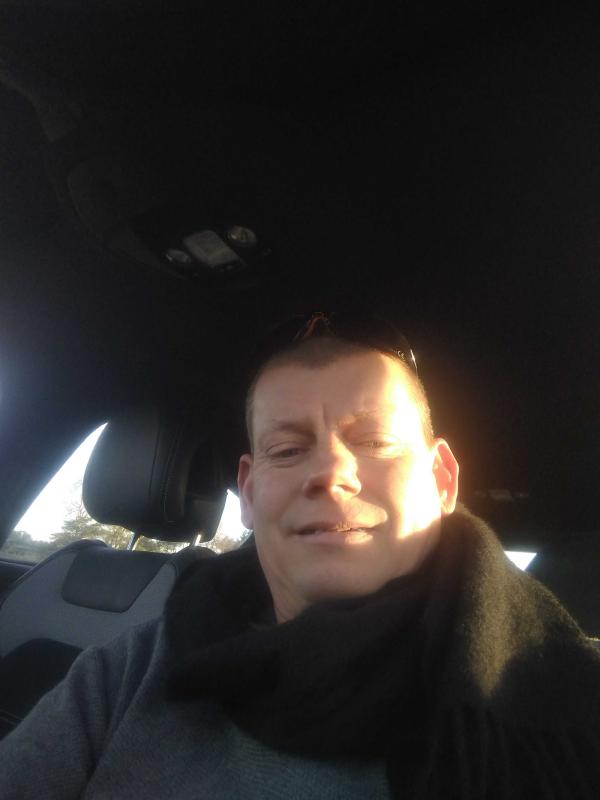 david 53 ans Le Houlme