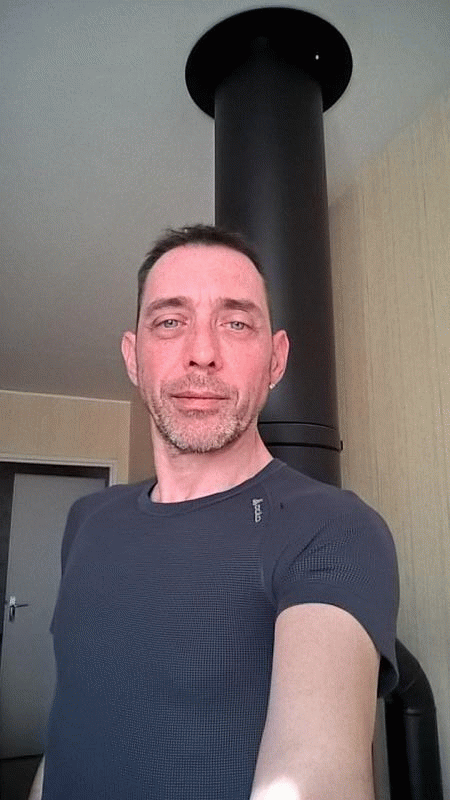 Denis  57 ans Courlay