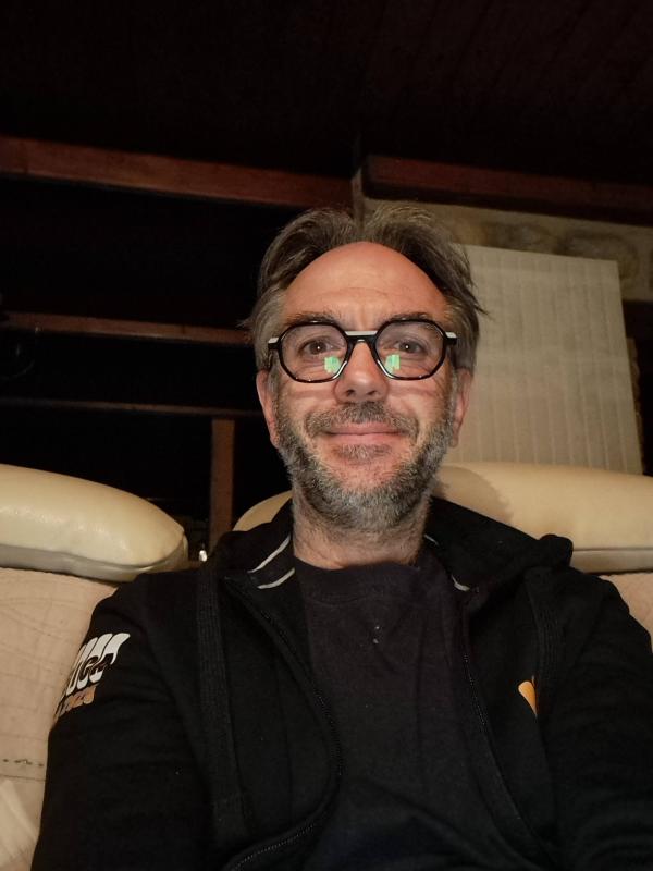 David 52 ans Saint Étienne