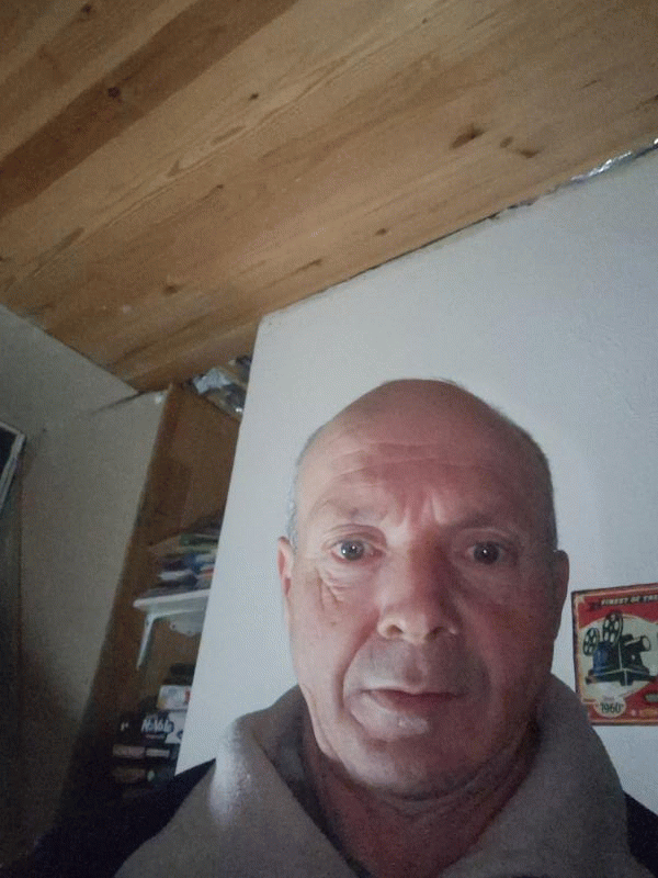 Mickael 48 ans Barret