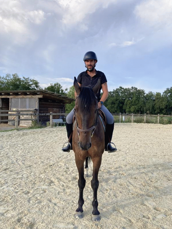 Adrien  35 ans Les Rousses