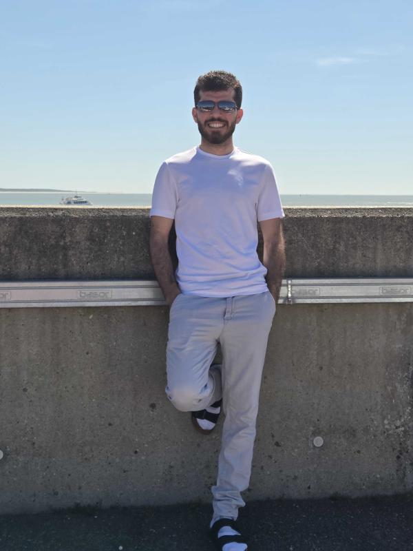 Éric  29 ans Bordeaux