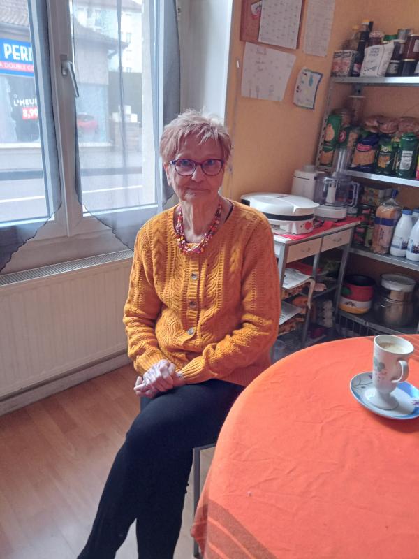 nicolline 18 ans Neuf Brisach