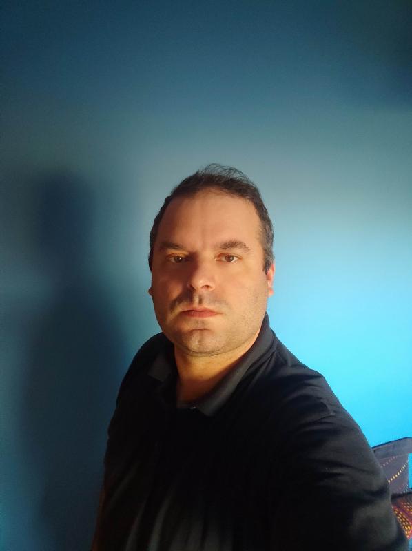 pierbenito 43 ans Gometz la Ville