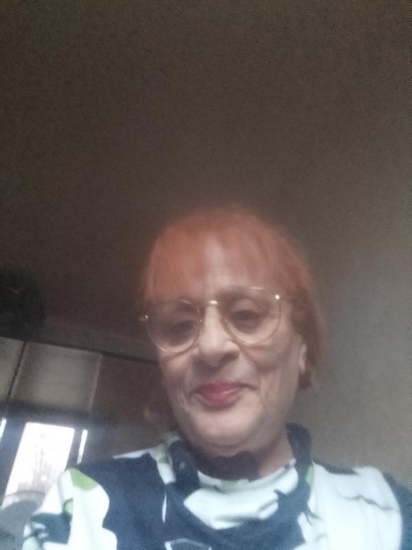 Michka  66 ans Romainville