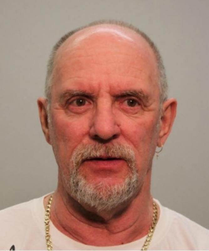 Alex 67 ans paris 19eme arrondissement