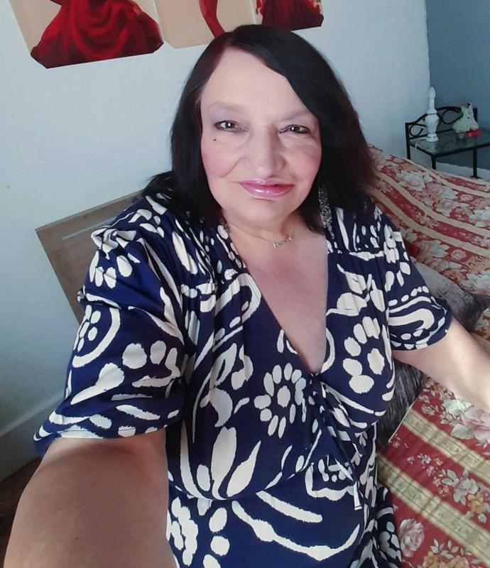 Sylvie 61 ans Cours la Ville