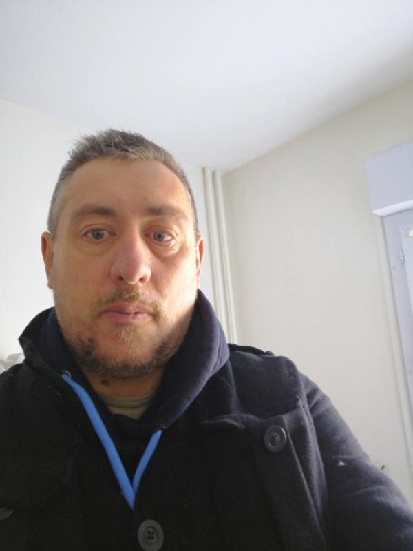 Romain 47 ans Nevers