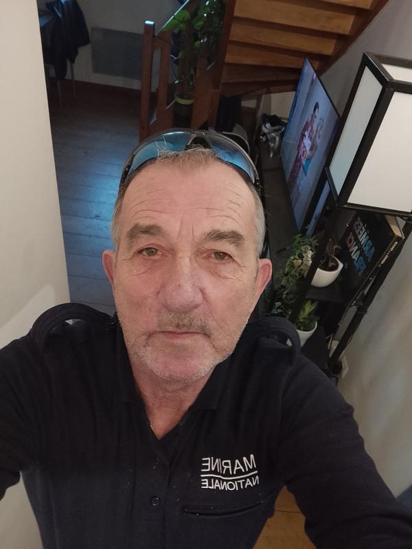 stephan 64 ans Brest