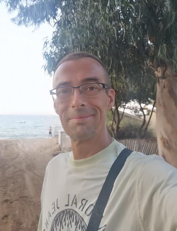 Docile 47 ans Villejuif