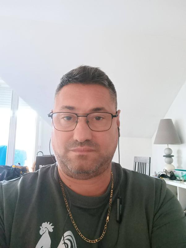 Ludovic 51 ans Brie Comte Robert