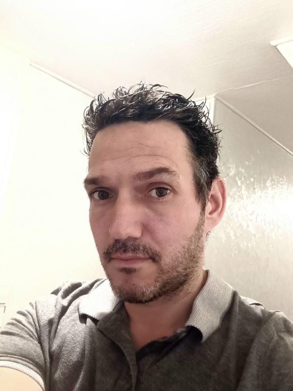 antho 39 ans La Suze sur Sarthe