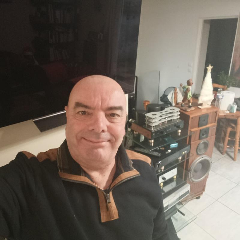 dominique 62 ans Avon