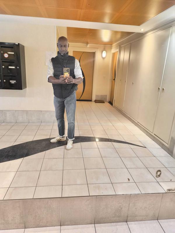 mario 57 ans Lantosque