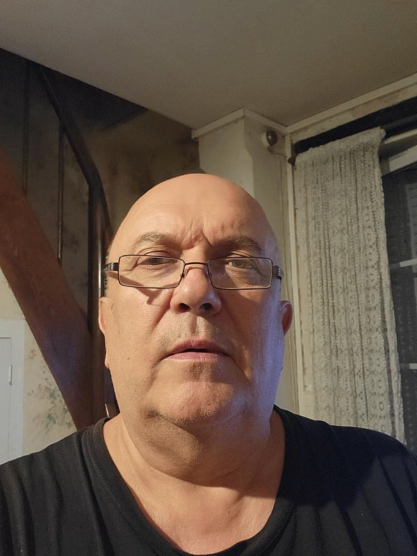 Patrick  64 ans Mansigné