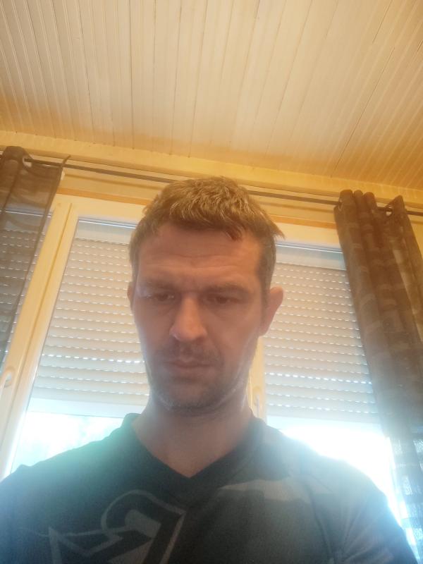 Mathieu 38 ans Compiègne