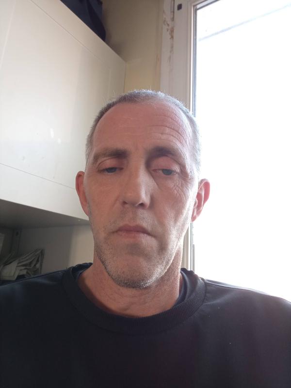 Yann 51 ans La Madeleine