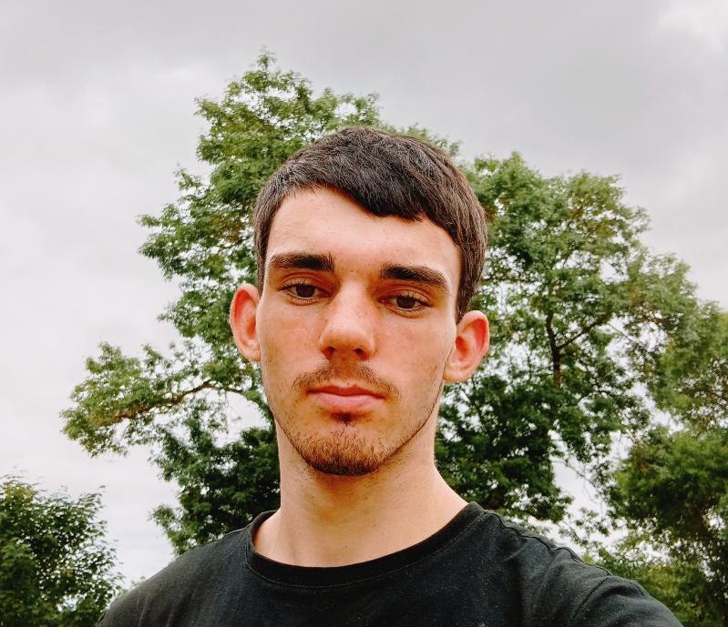 Fefe 18 ans Nort sur Erdre