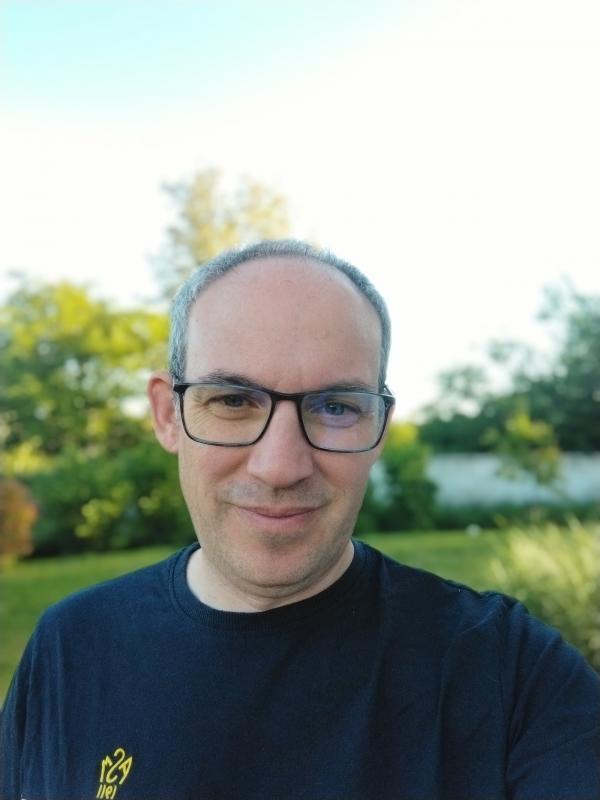 Yannick 45 ans Moulins