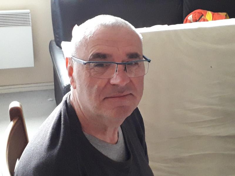 Bruno 65 ans Houplines