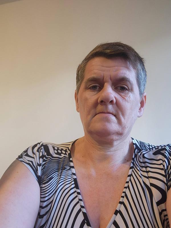 Chantal 48 ans Feuquières en Vimeu