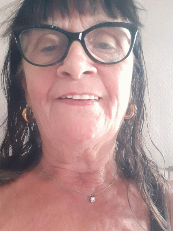 Sitou 74 ans Angers