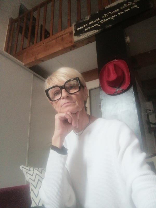 Corinne 60 ans Sète