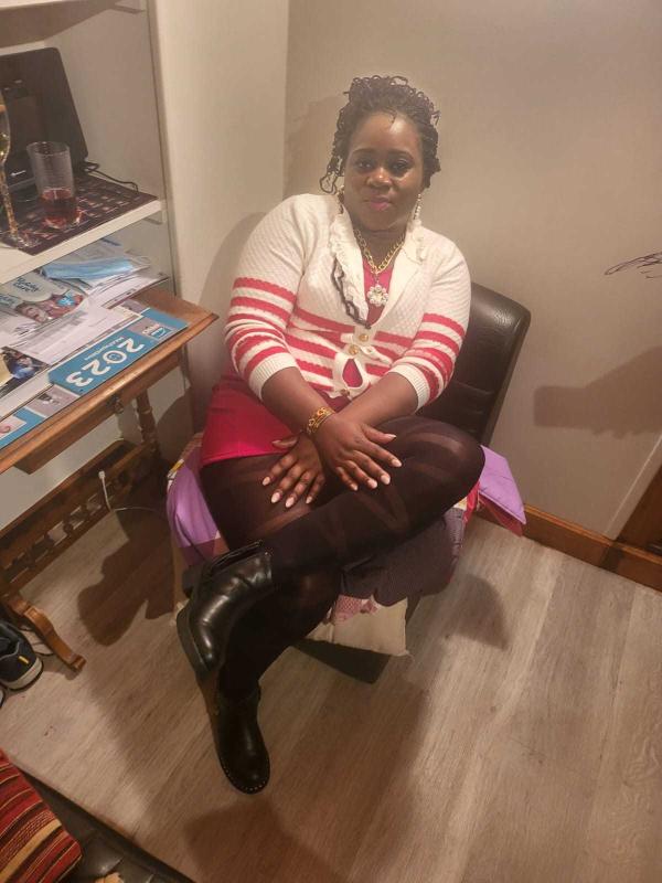 Bigqueen39 40 ans lyon 7eme arrondissement